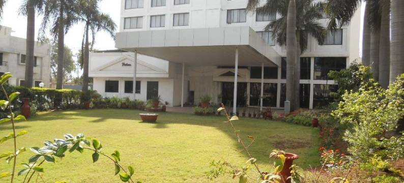 纳斯科丽晶度假品质酒店(Quality Inn Regency, Nashik)图片