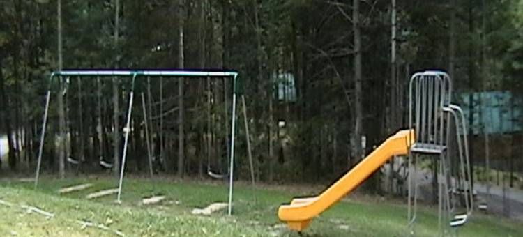 松树天堂小屋(The Cabins at Pine Haven - Beckley)图片