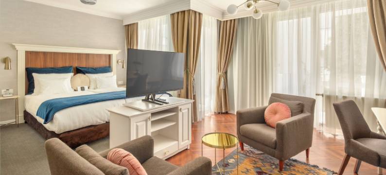 皇后苑公寓酒店(Queen's Court Hotel & Residence)图片