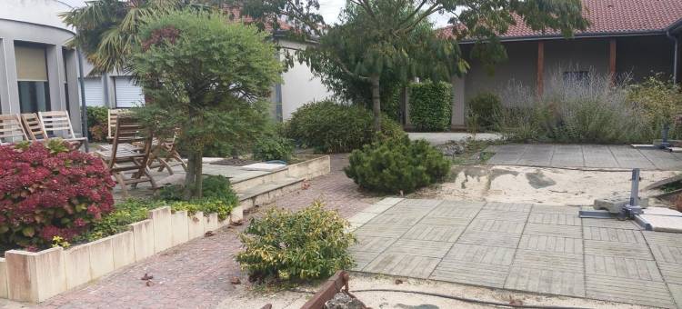 绍莱北部罗吉斯艾勒比原生酒店(The Originals City, Logis d'Elbée, Cholet Nord)图片