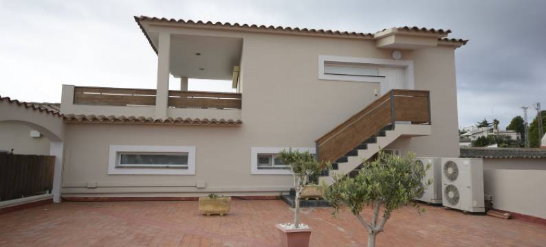 菲格雷斯公园酒店(Hotel & Restaurant Figueres Parc)图片