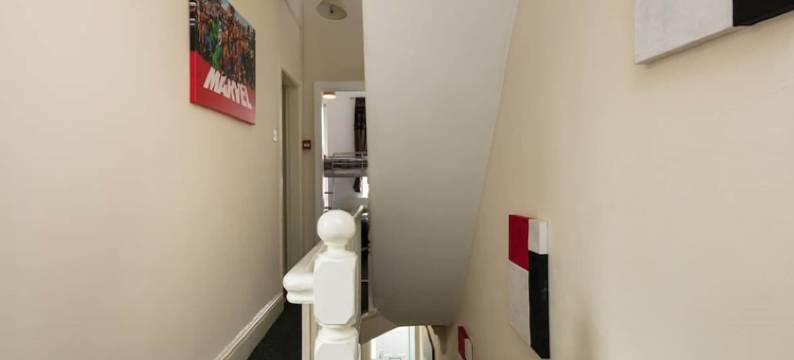 6卧的奇尔顿联排别墅(6 Bedroom Chorlton Townhouse)图片