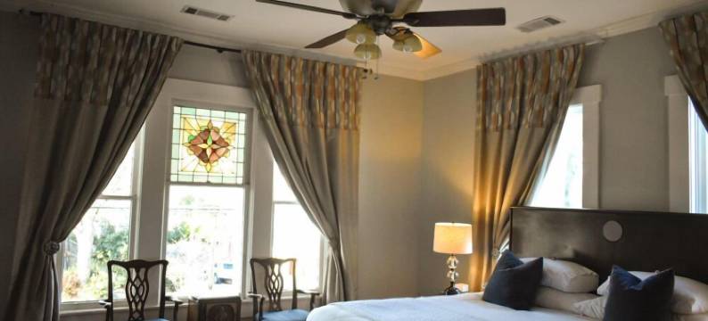 麻雀林庄园(Sparrow Grove Manor)图片