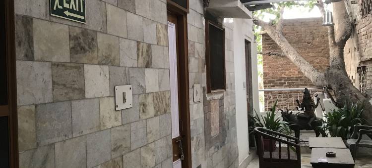 黑尔罗摩旅馆(Super Hotel O Hare Rama Guest House)图片