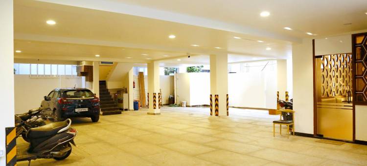 橡树商务酒店(Oak Business Hotel)图片