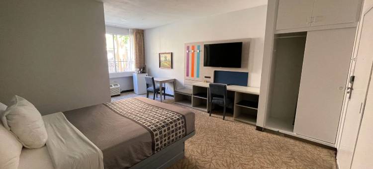 太平洋花园酒店-靠近洛杉矶国际机场和Sofi体育场(Hotel Pacific Garden)图片