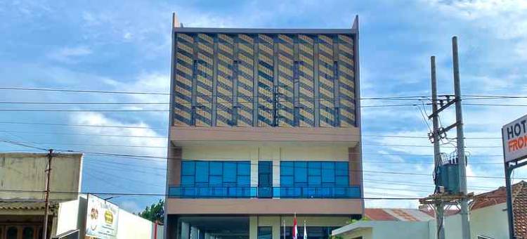 Gombong前线酒店(Front One Hotel Gombong)图片