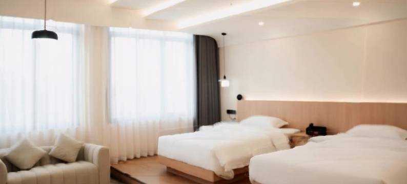 子希·泊岸酒店(广汉北站店)图片