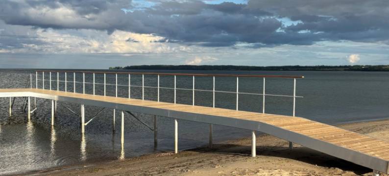 "Ovine" - 300m from the Sea图片