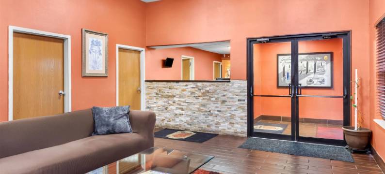 贝尔方丹速8酒店(Super 8 by Wyndham Bellefontaine)图片