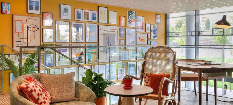 尼斯蔚蓝海岸机场诺富特套房酒店(Novotel Suites Nice Airport)图片