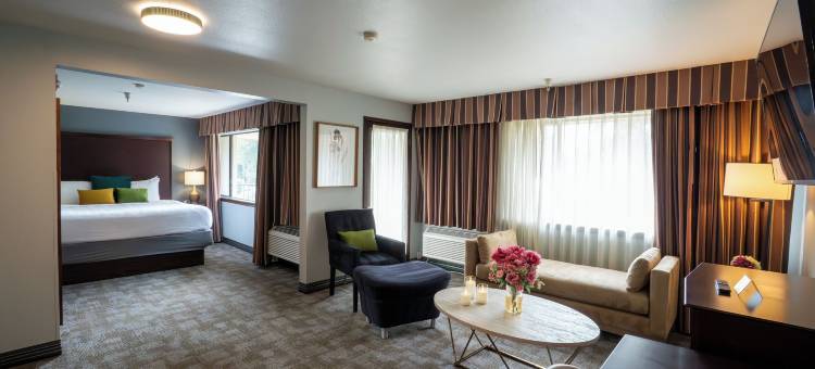 图克维拉南部中心华美达酒店(Ramada by Wyndham Tukwila Southcenter)图片