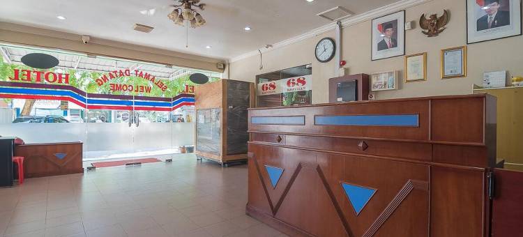 红多兹酒店-近巴淡岛纳格雅城市布道2号(RedDoorz near Nagoya Citywalk Batam 2)图片