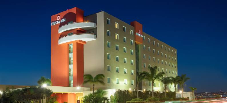 提华纳奥塔伊嘉年华酒店(Fiesta Inn Tijuana Otay Aeropuerto)图片