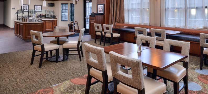 罗切斯特-西北商务路洲际Staybridge Suites酒店(Staybridge Suites ROCHESTER - COMMERCE DR NW by IHG)图片