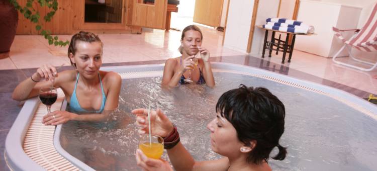 古赛尔弗拉门科海滩度假酒店(Flamenco Beach and Resort)图片