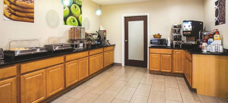 埃文斯维尔拉昆塔温德姆套房酒店(La Quinta Inn & Suites by Wyndham Evansville)图片