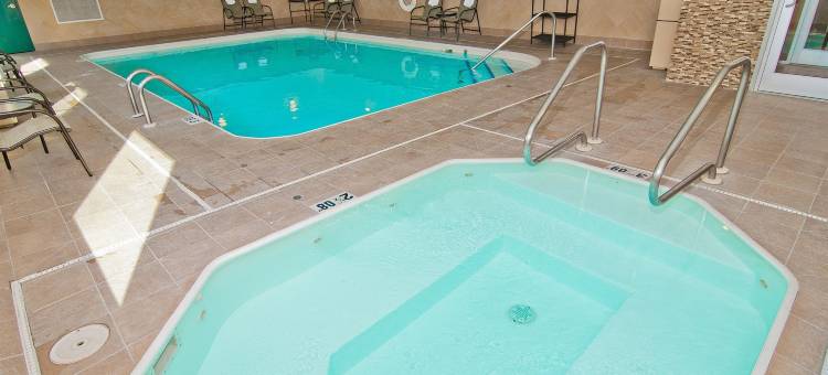 智选假日套房酒店查尔斯顿(Holiday Inn Express & Suites Charleston-Kanawha City)图片