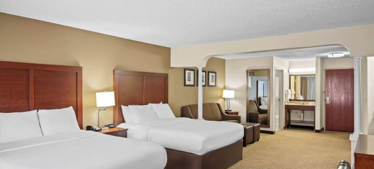 舒适套房酒店-格兰德维尔大激流城西南(Comfort Suites Grandville - Grand Rapids SW)图片