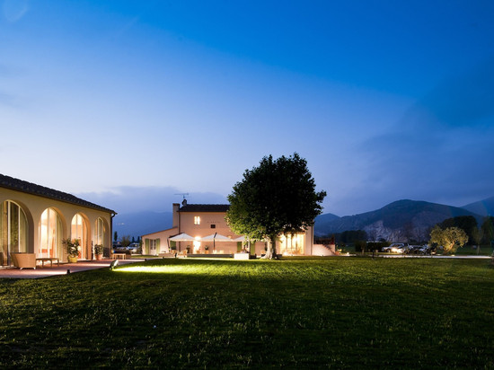 洛坎达圣亚加塔酒店