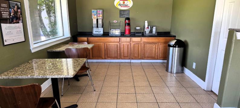 皮卡韵尼速8汽车旅馆(Super 8 by Wyndham Picayune)图片