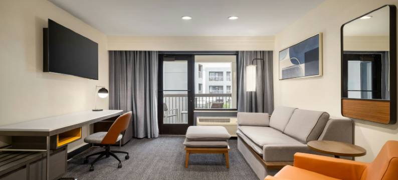 明尼苏达州法戈莫尔黑德万怡酒店(Courtyard Fargo Moorhead, MN)图片