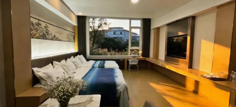 尊享假日酒店(平泉泽州园店)图片