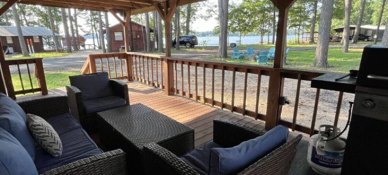 湖中央营地(Mid Lake Campground)图片