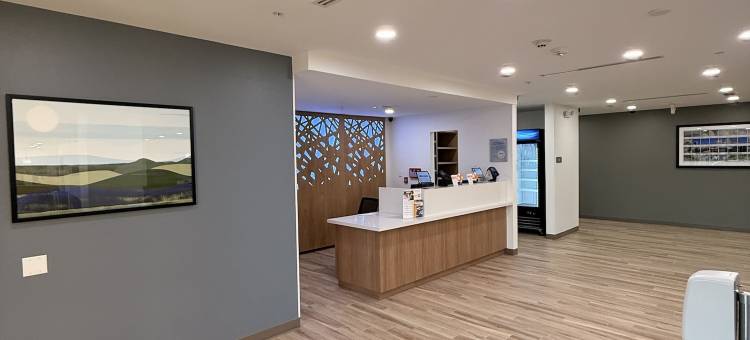 俄克拉何马城机场梅因斯泰套房酒店(Mainstay Suites - Oklahoma City Airport)图片