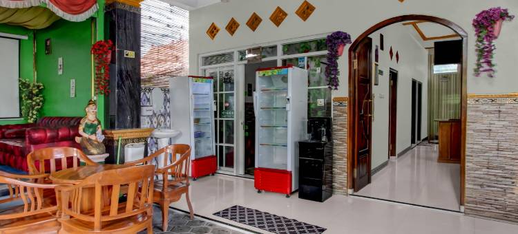 SPOT 的93317号Wisma Ratu Syariah(Hotel O Wisma Ratu Syariah)图片