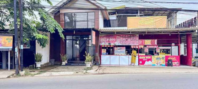 RedDoorz Near Alun Alun Subang 2图片