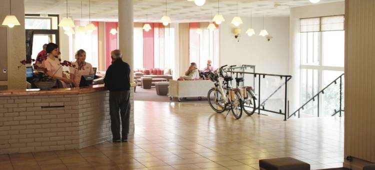 拉瓦尔城堡蓝色区域俱乐部度假村(Club Vacances Bleues Domaine de Château Laval)图片