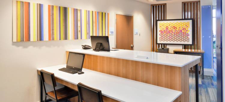 麦迪逊智选假日套房酒店(Holiday Inn Express & Suites MADISON by IHG)图片