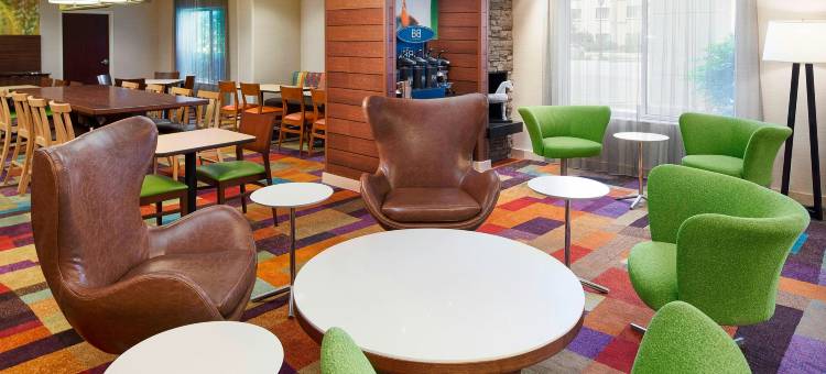 芝加哥米德韦机场万枫酒店及套房(Fairfield Inn & Suites Chicago Midway Airport)图片