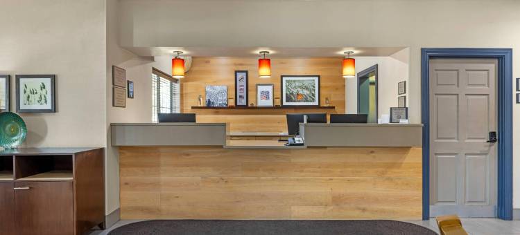 丽笙乡村旅馆及套房，罗密欧维尔 - 博林布鲁克(Country Inn & Suites by Radisson Romeoville I-55)图片