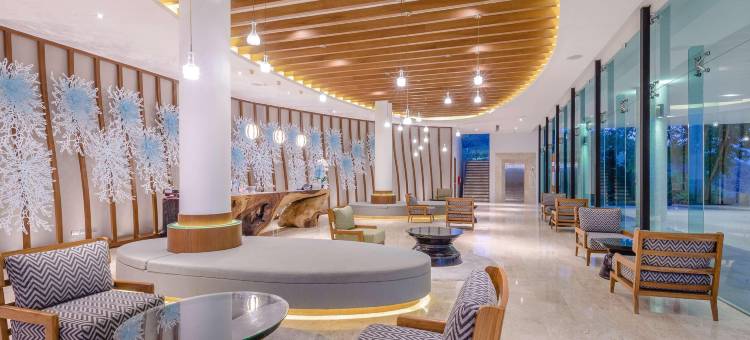 普吉岛卡利姆湾温德姆度假村(Wyndham Grand Phuket Kalim Bay)图片