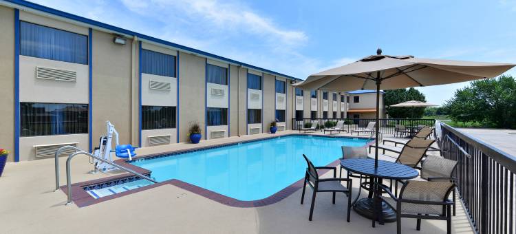 阿德莫尔I-35温德姆呗盟酒店(Baymont by Wyndham Ardmore I-35)图片