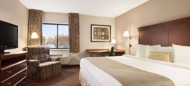 苏福尔斯呗盟套房酒店(Baymont by Wyndham Sioux Falls Near West 41st Street)图片