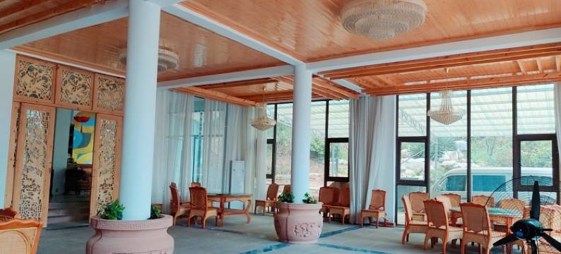 梨花休闲避暑山庄特色民宿(寿高路1号分店)图片