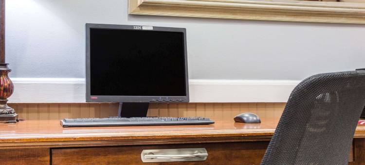 华纳罗宾斯华美达套房酒店(Ramada by Wyndham & Suites Warner Robins)图片