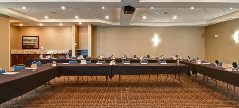 塞尔柯克卡纳尔塔酒店(Canalta Selkirk)图片