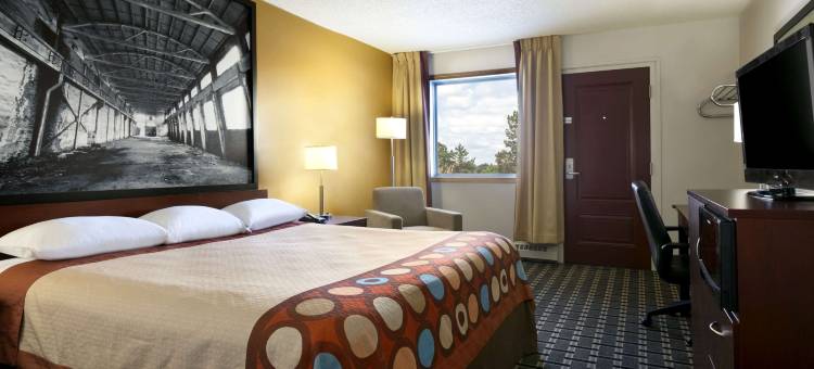 福克斯河温德姆速8酒店(Super 8 by Wyndham Fox Creek)图片