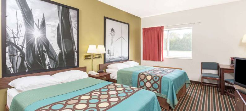 克雷斯科温德姆速8酒店(Super 8 by Wyndham Cresco IA)图片