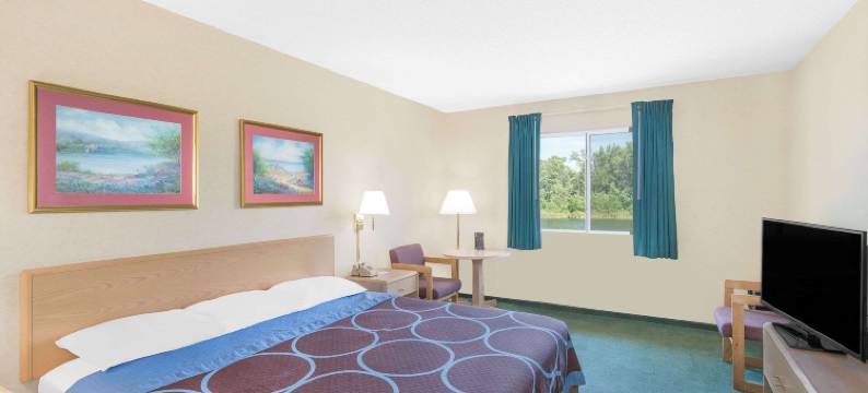 卡南代瓜温德姆速8酒店(Super 8 by Wyndham Canandaigua)图片