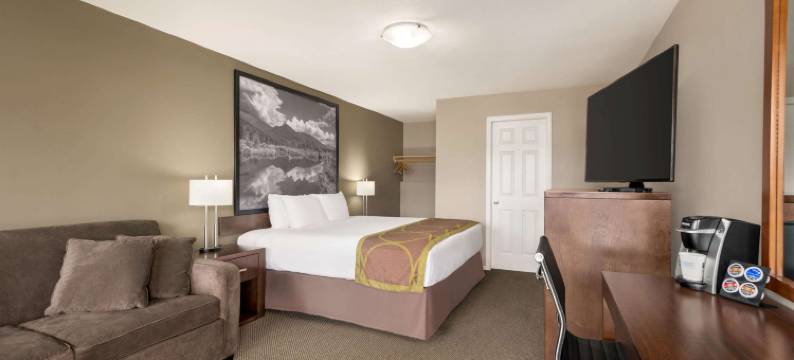 Super 8 by Wyndham Courtenay图片