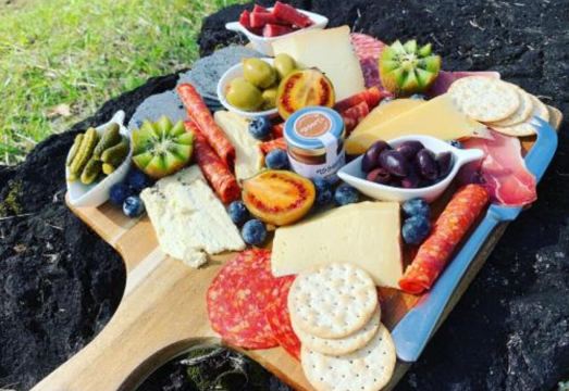 Mt Quincan Crater Retreat Hotel Overview