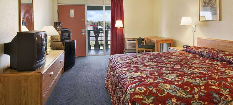 奥克马尔吉温德姆戴斯酒店(Days Inn by Wyndham Okmulgee)图片