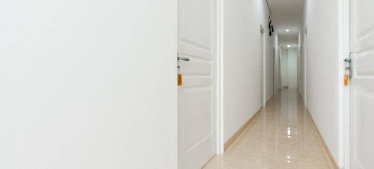 红多兹酒店@格拉哈塞梅朗马洛斯(RedDoorz @ Graha Cemerlang Maros)图片