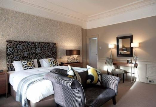 The Townhouse HotelHotel Overview