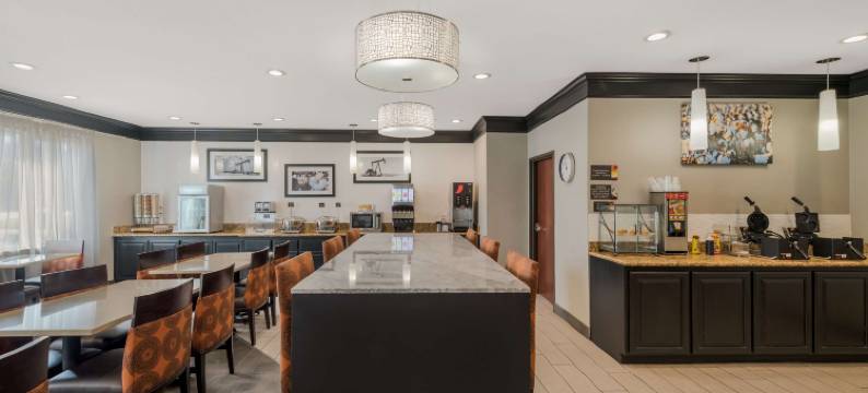 南平原贝斯特韦斯特套房酒店(Best Western South Plains Inn  Suites)图片